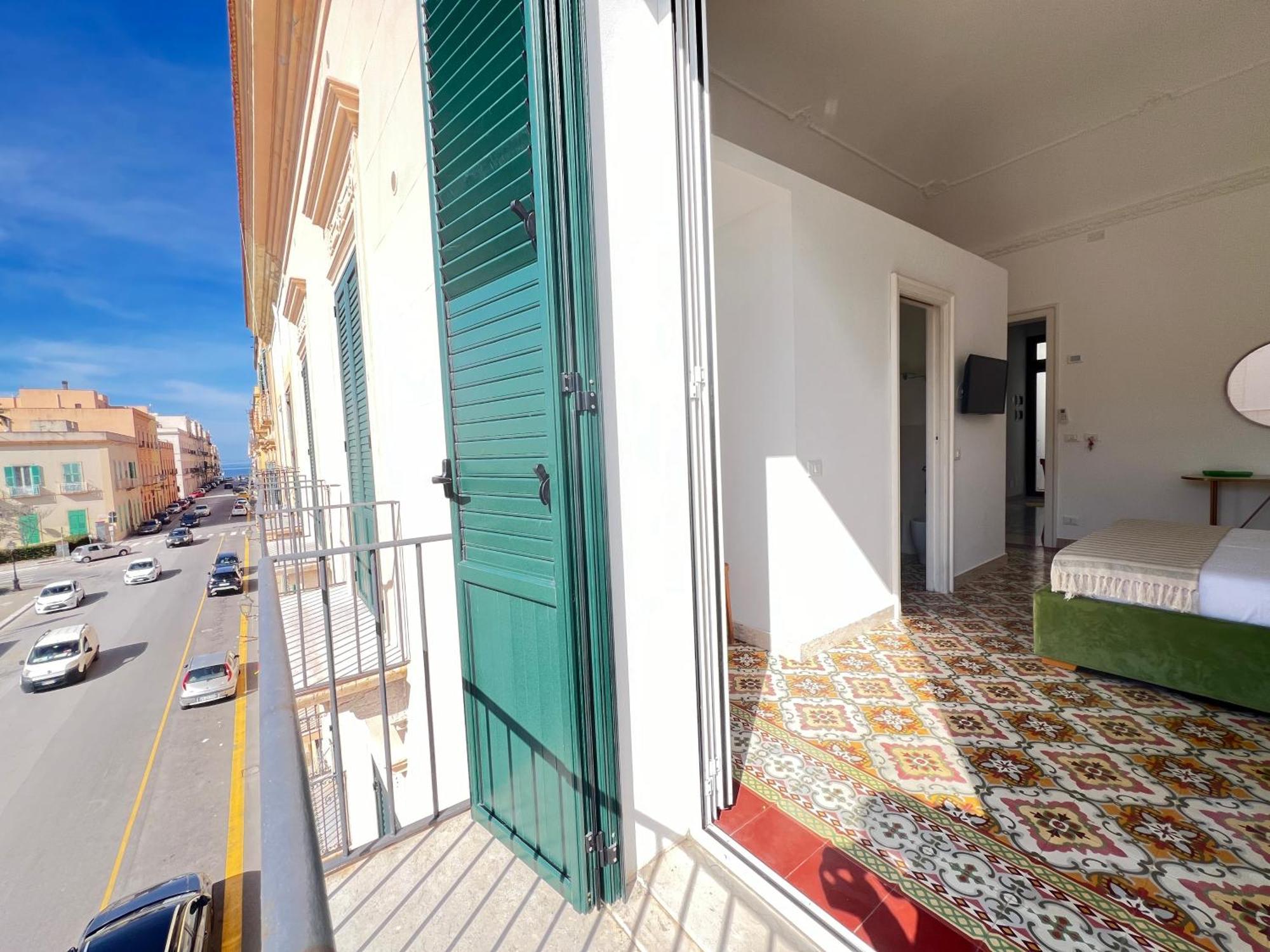 Capitano Apartments - Trapani City Centre Exteriör bild
